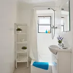 Apartment Alfama Light-filled Apartment, By Timecooler