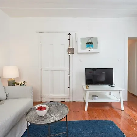 Apartment Alfama Light-filled Apartment, By Timecooler Lisbon