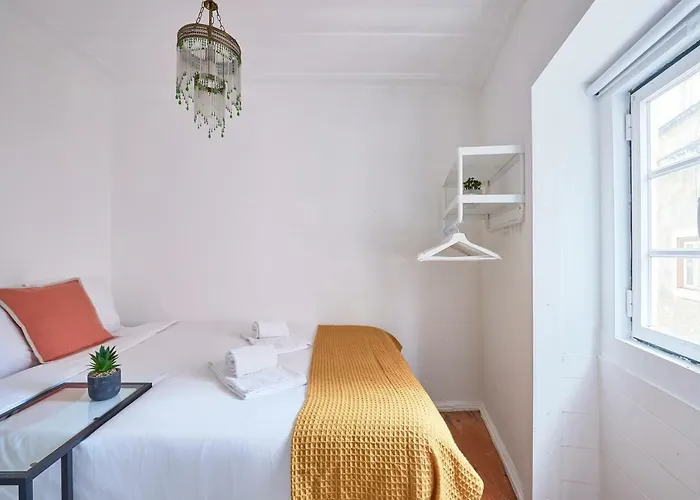 Alfama Light-filled Apartment, By Timecooler