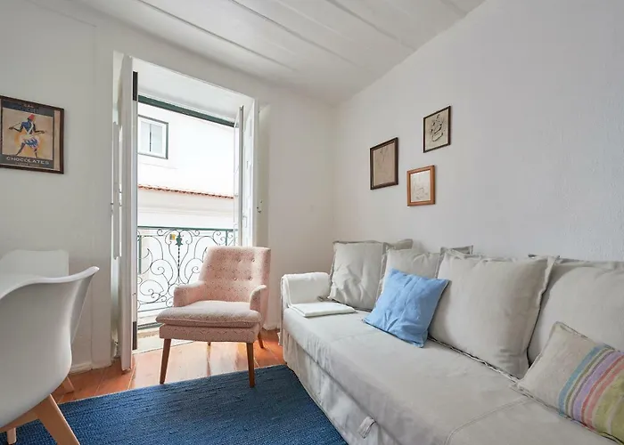 Alfama Light-filled Apartment, By Timecooler *