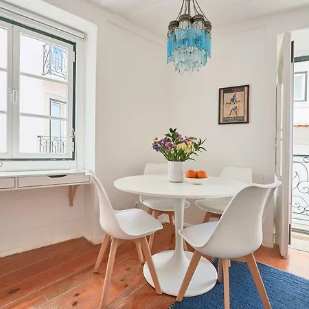 Lägenhet Alfama Light-filled Apartment, By Timecooler Lisboa